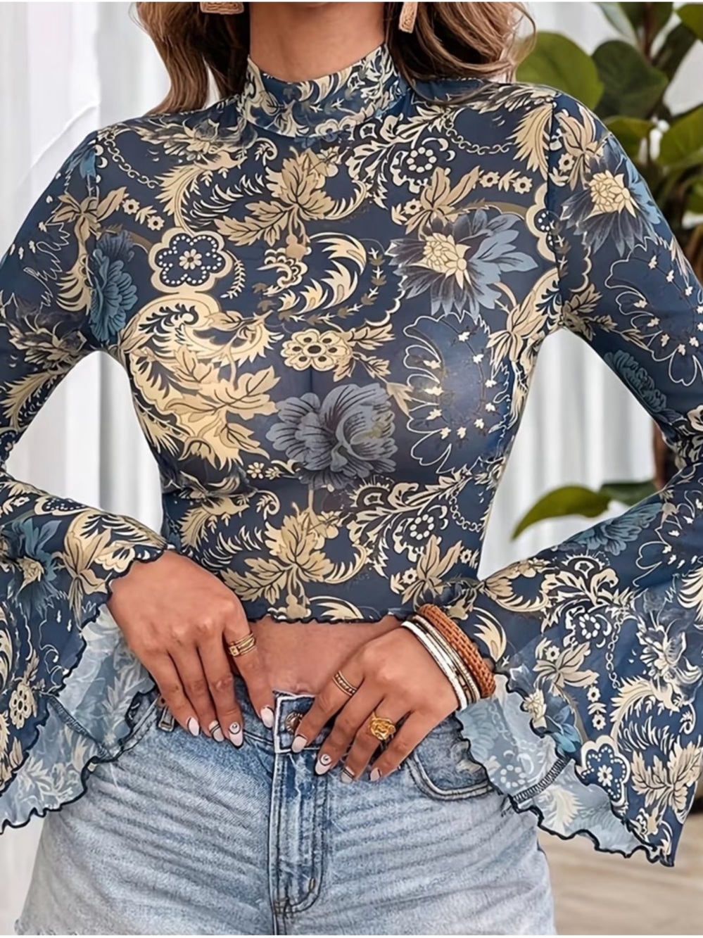 💫HOST PICK💫Floral Mesh Bell-Sleeve Crop Top - Blue Cream - Picture 2 of 6